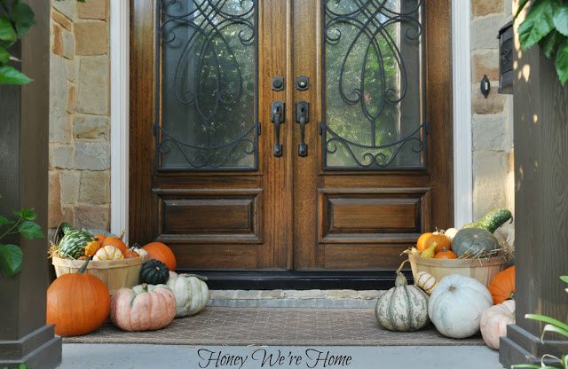 Our Fall Porch | Honey We're Home