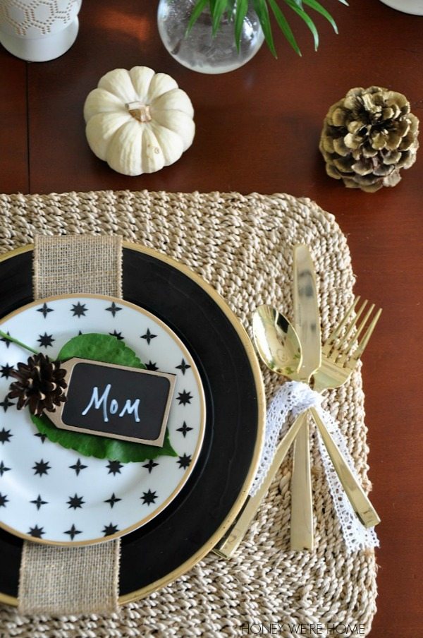 Thanksgiving holiday table ideas - black + white + gold 