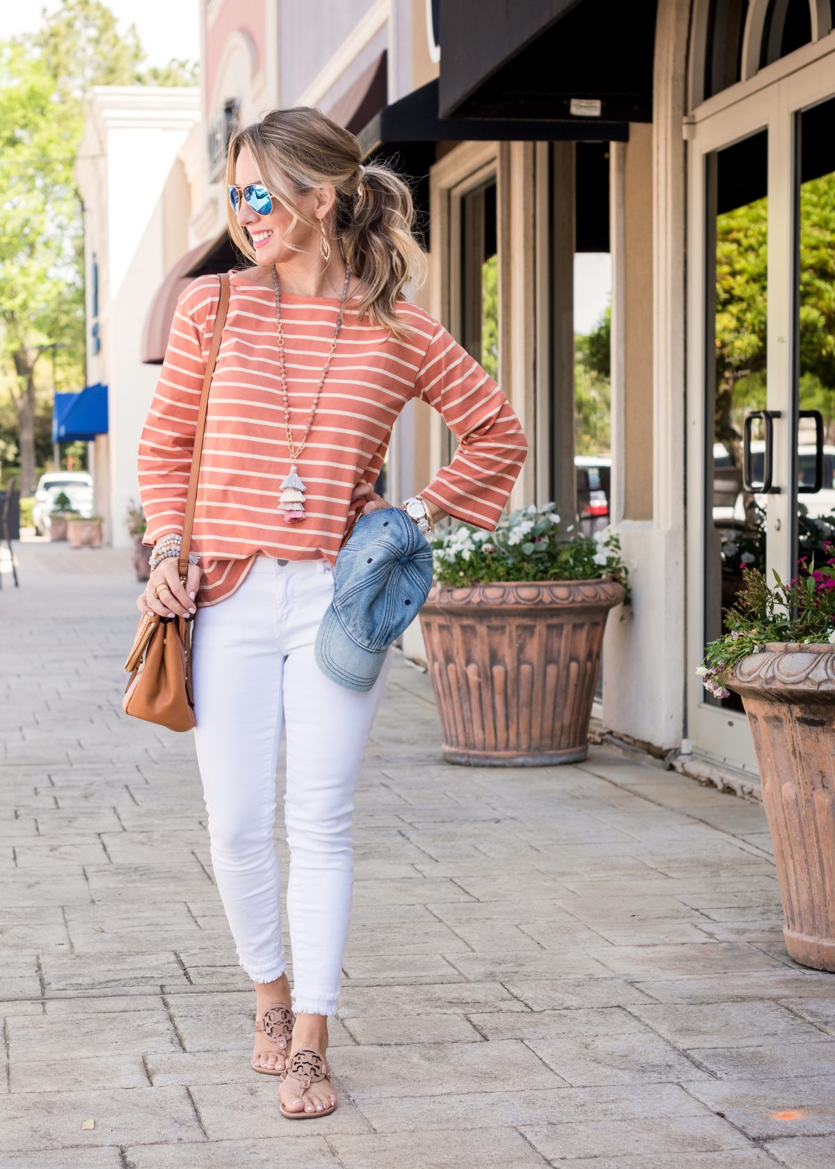 Weekend Outfit with white jeans and striped top 3