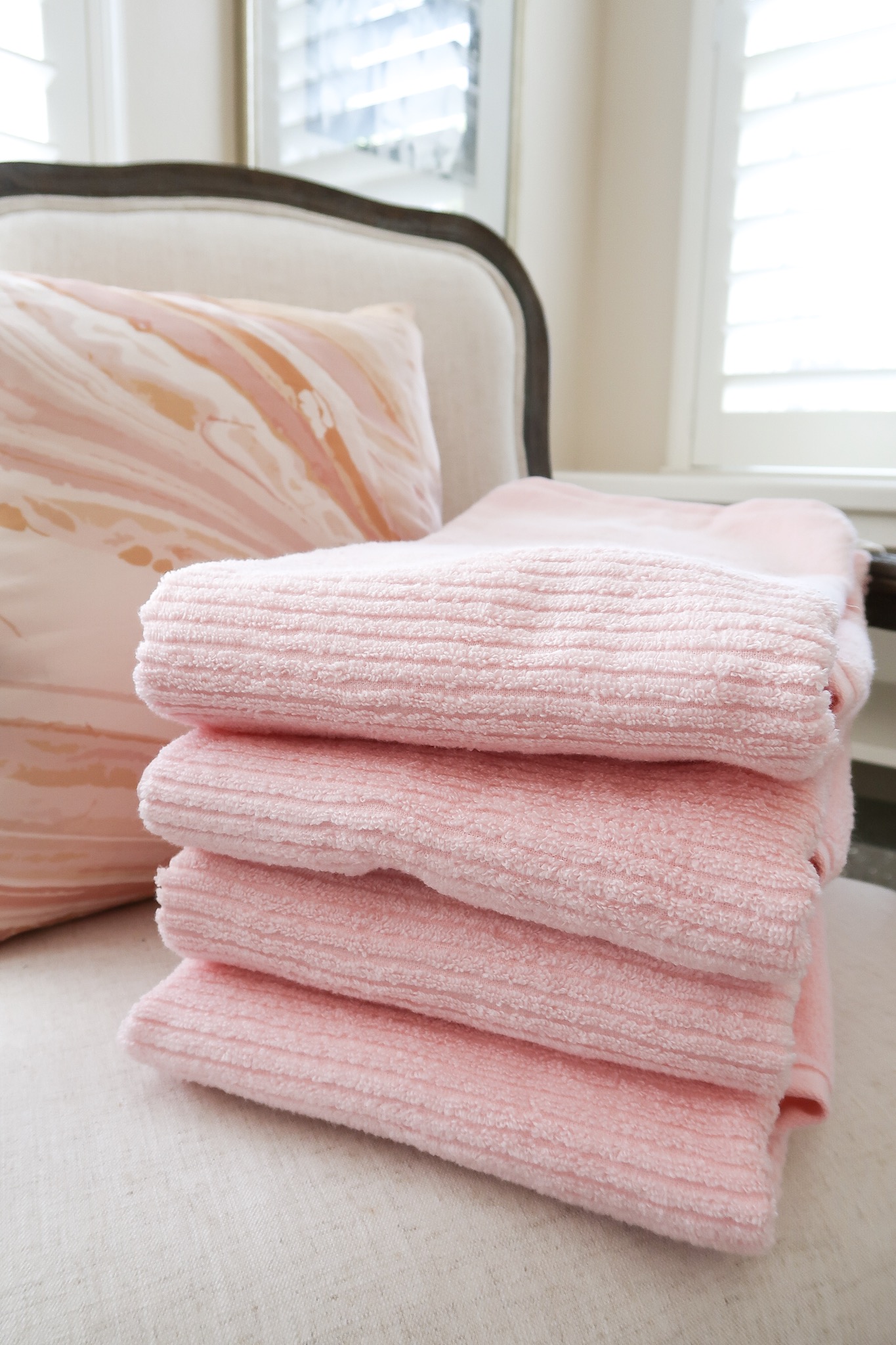 pink bath towels 